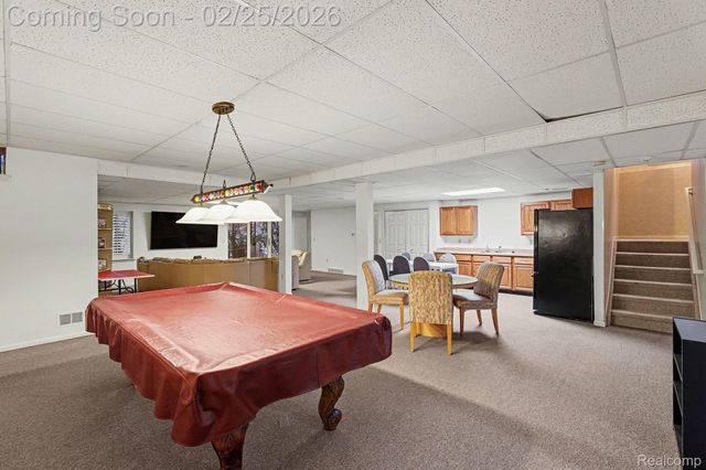 777 Great Oaks Drive, Bloomfield Hills, MI 48304