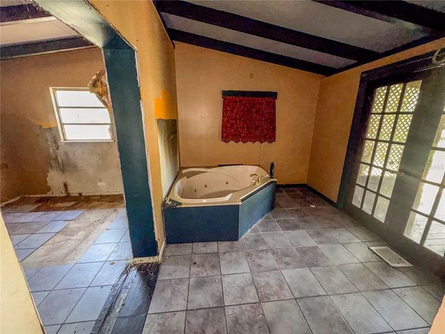 1610 NE 14TH AVENUE, Ocala, FL 34470