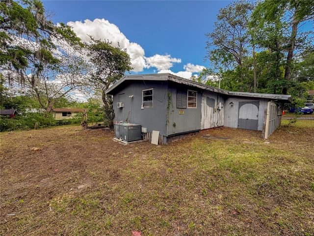 1610 NE 14TH AVENUE, Ocala, FL 34470