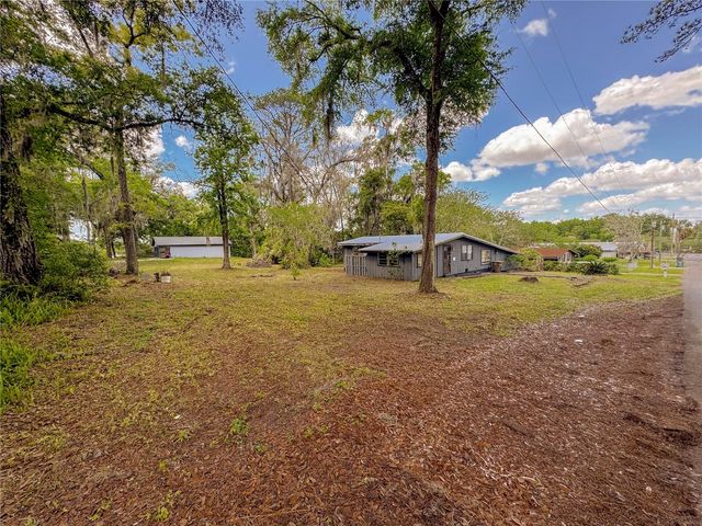 1610 NE 14TH AVENUE, Ocala, FL 34470