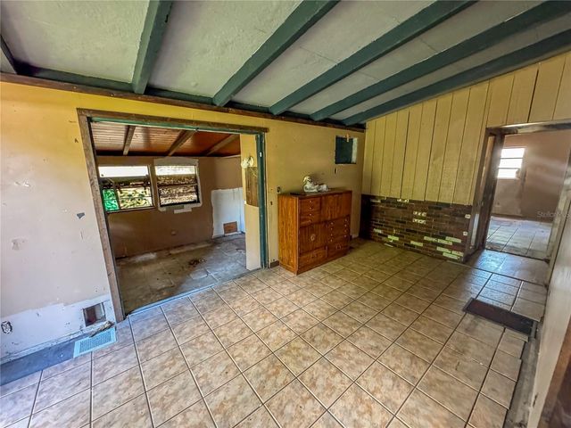 1610 NE 14TH AVENUE, Ocala, FL 34470