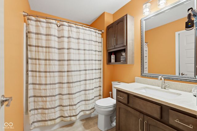 8928 Summer Walk Drive E, Indianapolis, IN 46227