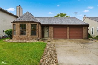 8928 Summer Walk Drive E, Indianapolis, IN 46227