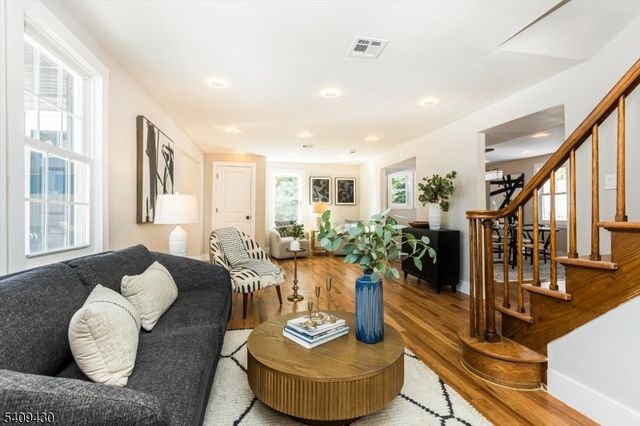 27 Oakridge Rd, West Orange Twp., NJ 07052