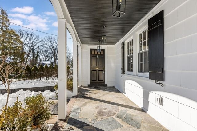 27 Oakridge Rd, West Orange Twp., NJ 07052