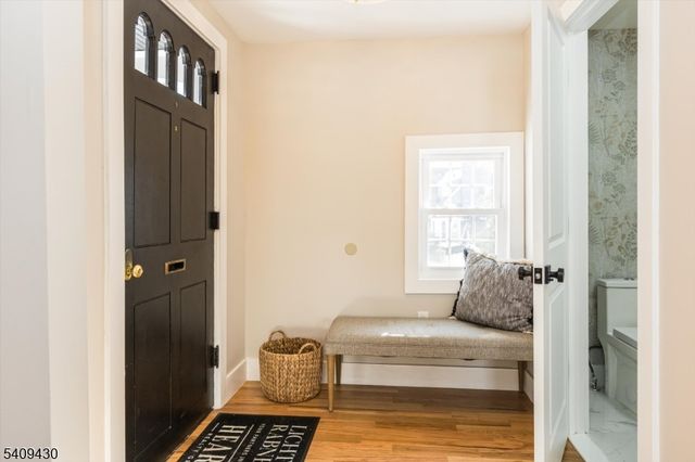 27 Oakridge Rd, West Orange Twp., NJ 07052