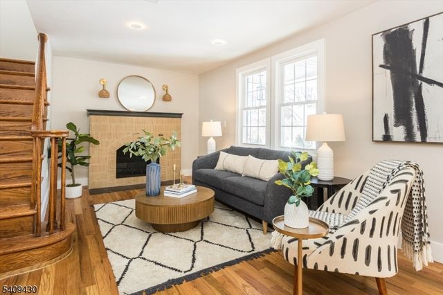 27 Oakridge Rd, West Orange Twp., NJ 07052