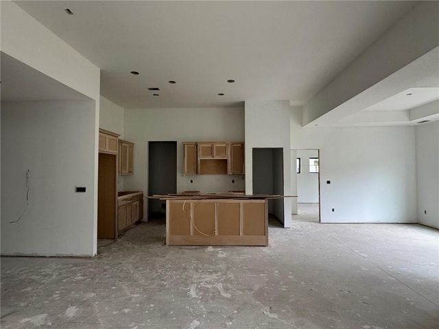 1974 Harvest Road, Liberty, MO 64068