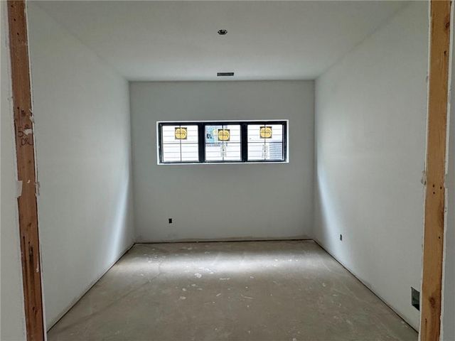 1974 Harvest Road, Liberty, MO 64068