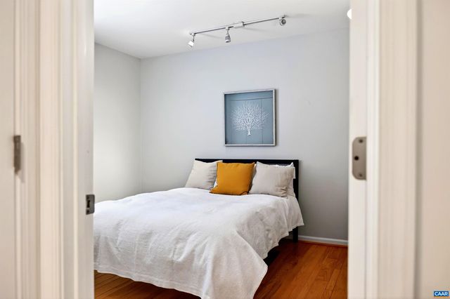 102 SLATE PL, Charlottesville, VA 22902