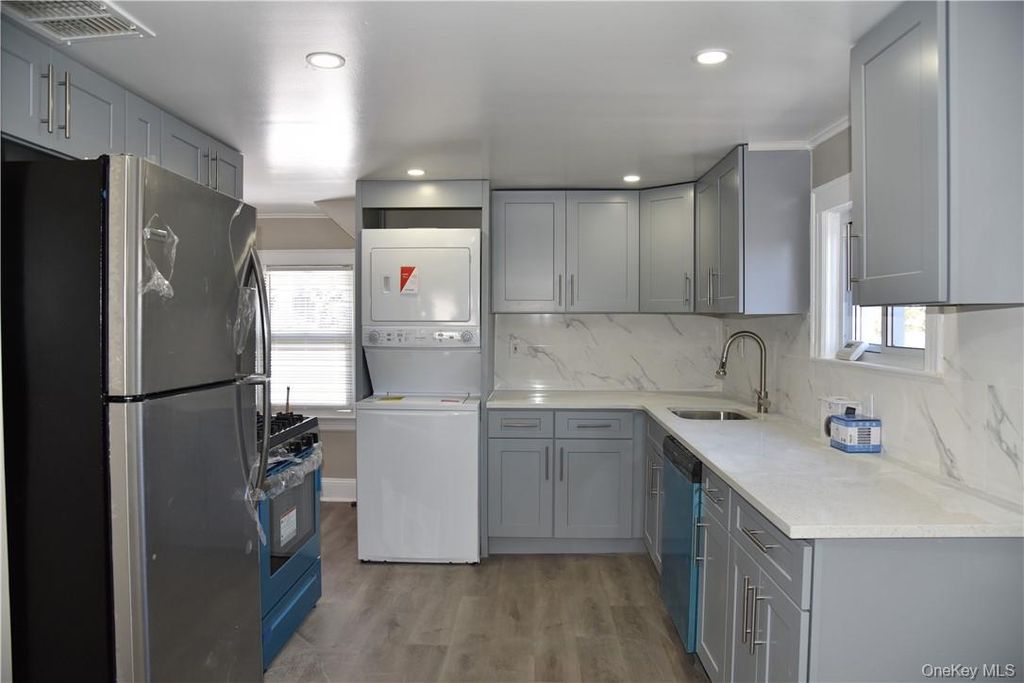 99 Maple Avenue 3, Rye, NY 10580