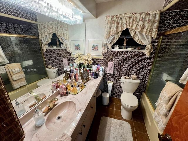 9601 SW 66th Street, Miami, FL 33173