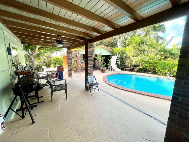9601 SW 66th Street, Miami, FL 33173