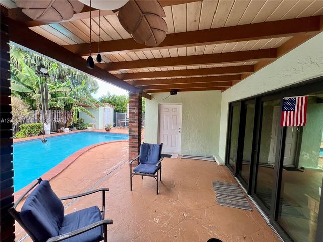 9601 SW 66th Street, Miami, FL 33173