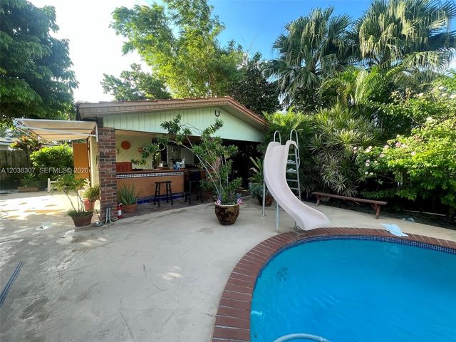 9601 SW 66th Street, Miami, FL 33173