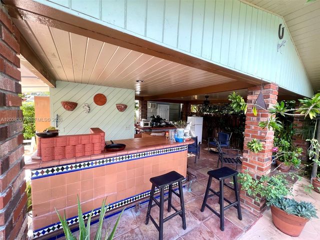 9601 SW 66th Street, Miami, FL 33173