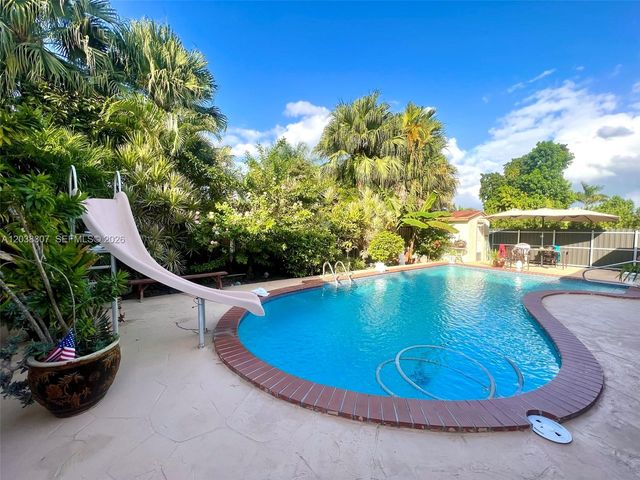 9601 SW 66th Street, Miami, FL 33173