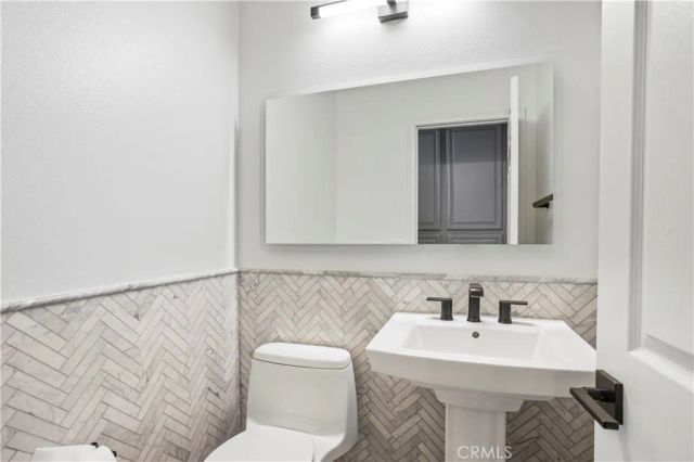 34 League, Irvine, CA 92602