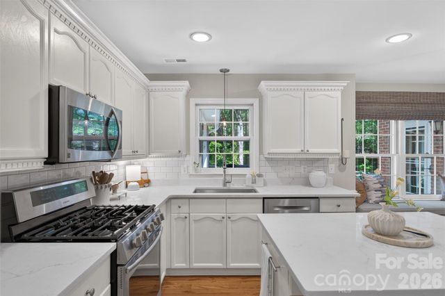 14809 Stonegreen Lane, Huntersville, NC 28078