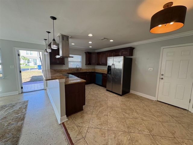 4016 W CARMEN STREET, Tampa, FL 33609