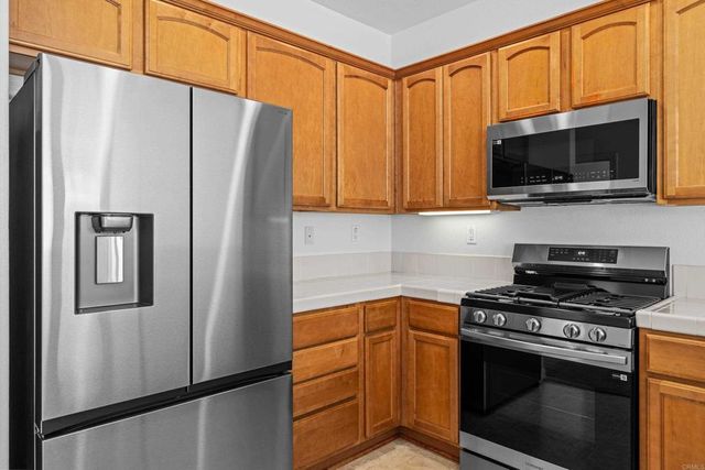 301 Island Way 6, Oceanside, CA 92058