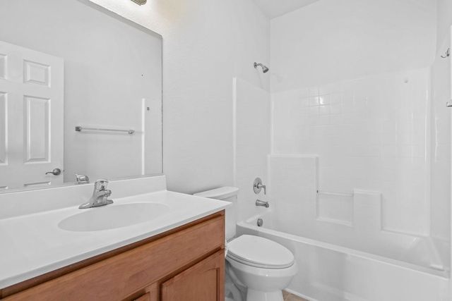301 Island Way 6, Oceanside, CA 92058