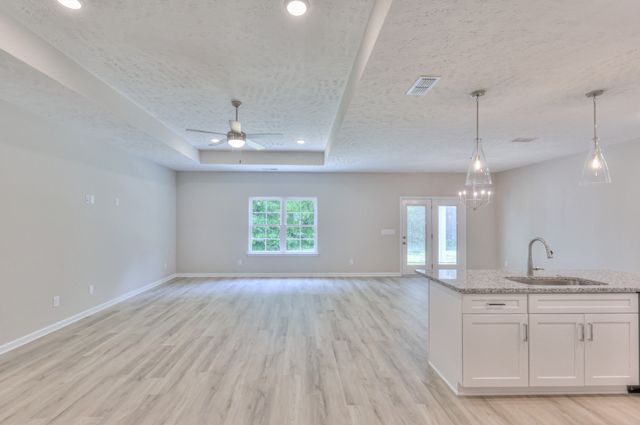 140 N Fork Branch Road, Tullahoma, TN 37388