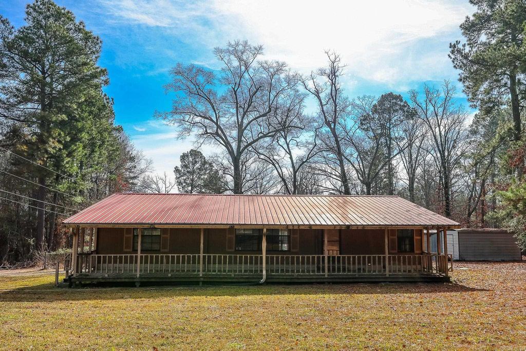 121 Mellinger Dr, El Dorado, AR 71730