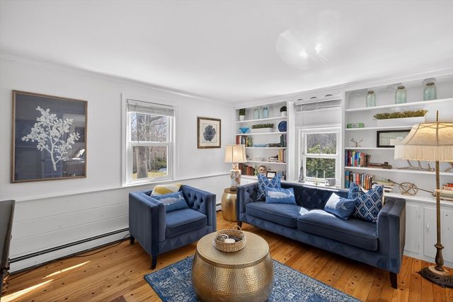14 Lovers Ln, Harwich, MA 02645
