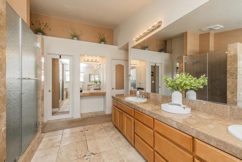 Image 21 of property listing at 1533 Calco Creek Drive, San Jose, CA 95127