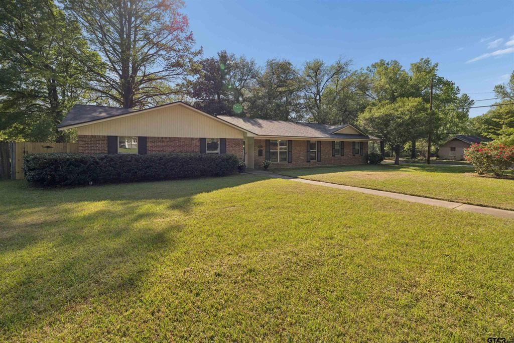 1609 Montrose, Tyler, TX 75701