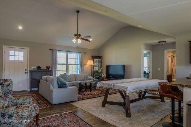 381 Bethany Rd, Mcminnville, TN 37110