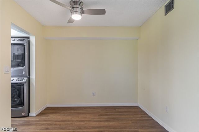 7410 Lake Breeze DR 203, Fort Myers, FL 33907