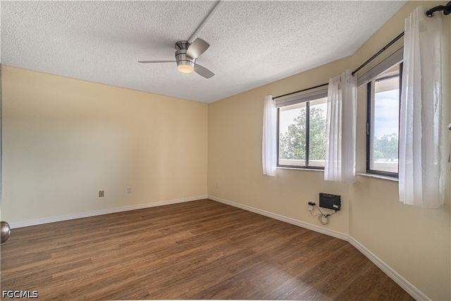 7410 Lake Breeze DR 203, Fort Myers, FL 33907