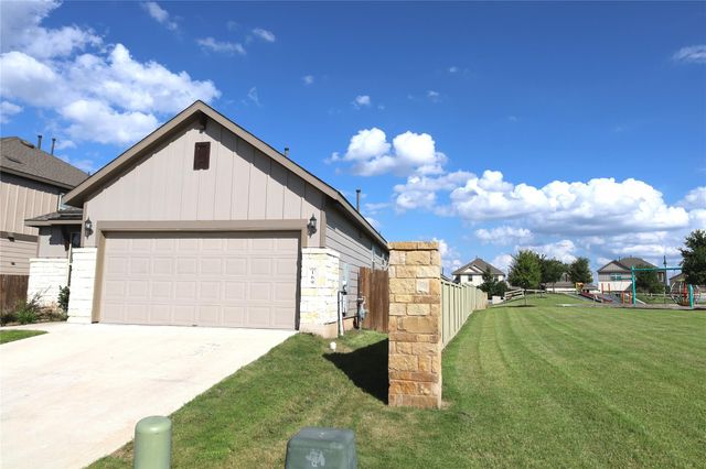 169 Isabella WAY, Liberty Hill, TX 78642
