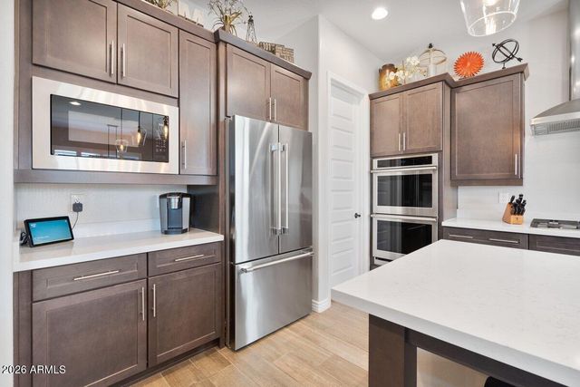 10523 E THORNTON Avenue, Mesa, AZ 85212