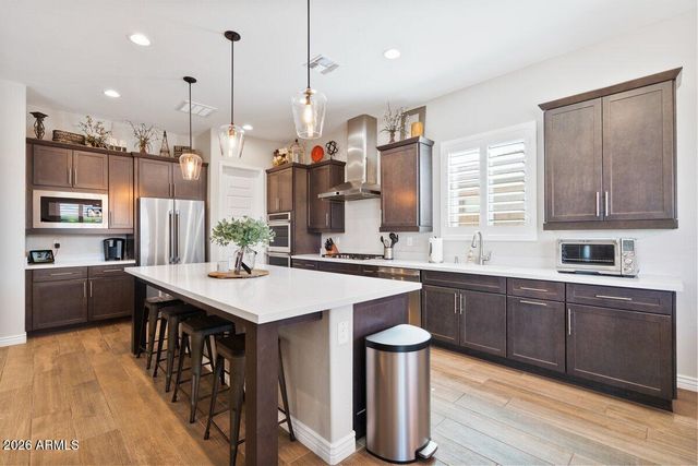 10523 E THORNTON Avenue, Mesa, AZ 85212