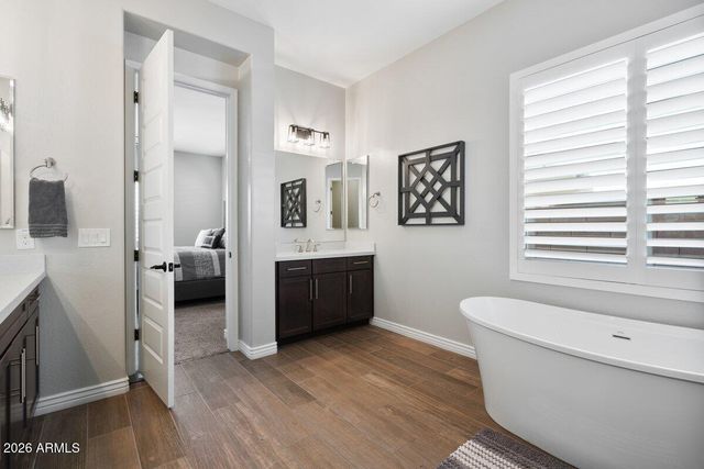 10523 E THORNTON Avenue, Mesa, AZ 85212