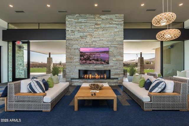 10523 E THORNTON Avenue, Mesa, AZ 85212