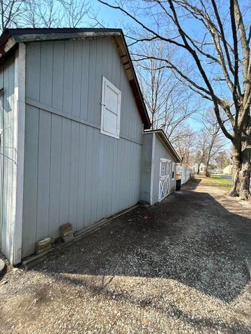 708 S Main Street, Kouts, IN 46347