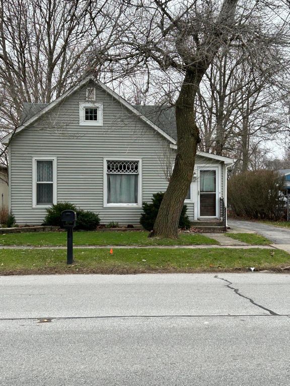 708 S Main Street, Kouts, IN 46347