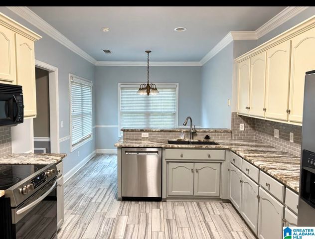 4052 WELLINGTON WAY, Moody, AL 35004