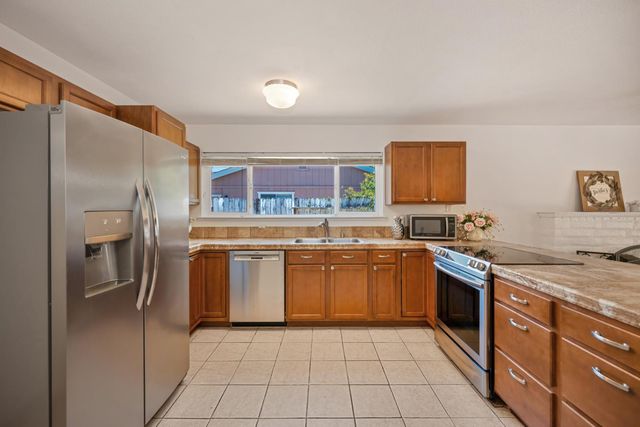 8408 Ziegler Ct, Citrus Heights, CA 95610