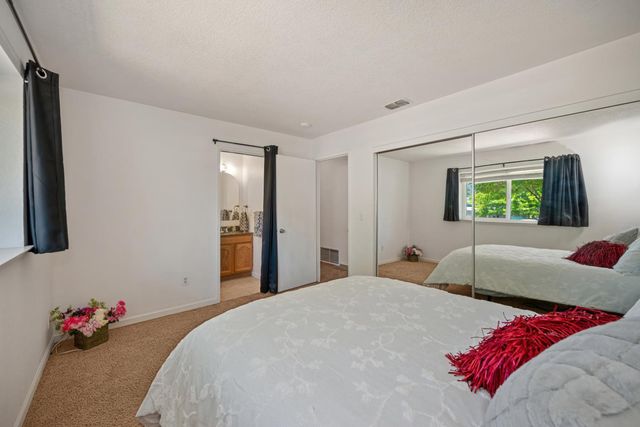 8408 Ziegler Ct, Citrus Heights, CA 95610