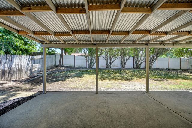 8408 Ziegler Ct, Citrus Heights, CA 95610