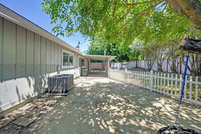 8408 Ziegler Ct, Citrus Heights, CA 95610
