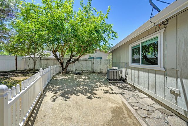 8408 Ziegler Ct, Citrus Heights, CA 95610