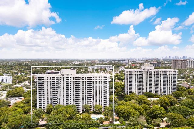 2000 Towerside Ter 312, Miami, FL 33138