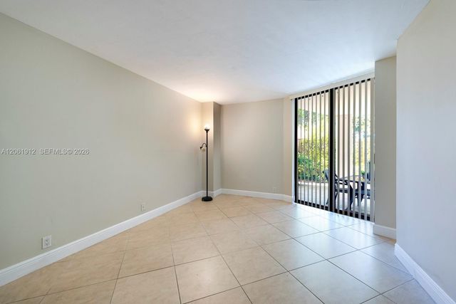 2000 Towerside Ter 312, Miami, FL 33138