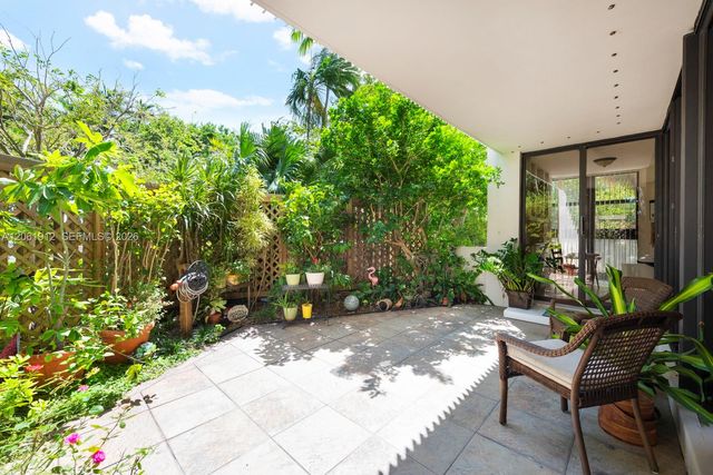 2000 Towerside Ter 312, Miami, FL 33138